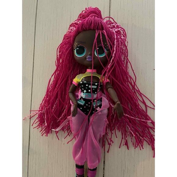 MGA LOL Surprise OMG Dance Dance Dance Virtuelle Fashion Doll Pink Long Hair - Picture 2 of 4